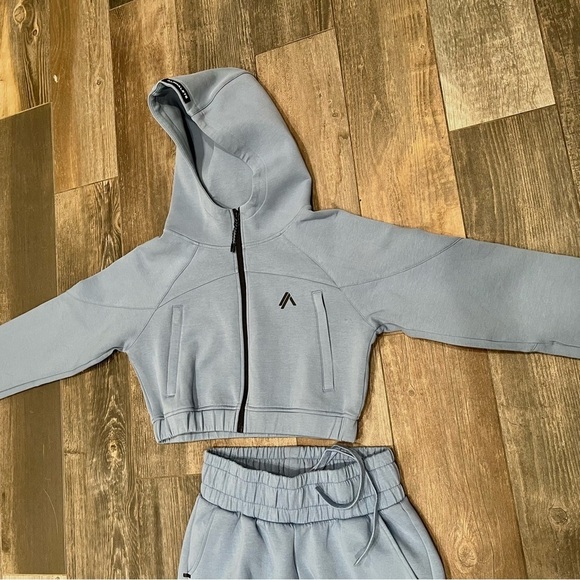 Alphalete Element ELMTS Crop Zip Jacket XS & Jogger Pant SM Women Sky Blue Set - Picture 5 of 13